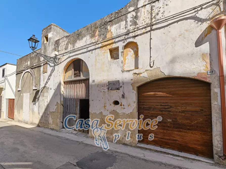 Immagine 1 di Casa indipendente in vendita  in Via Cavour a Supersano