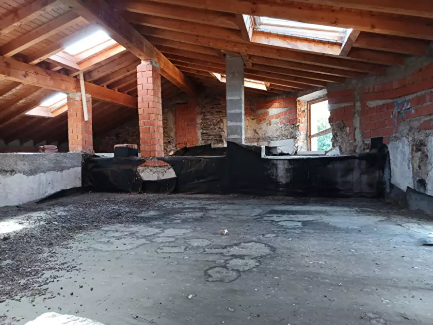 Immagine 13 di Appartamento in vendita  in Via Vittorio Veneto a Calvagese Della Riviera