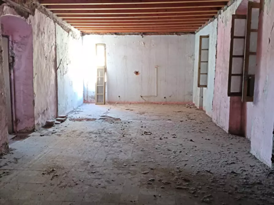 Immagine 10 di Rustico / casale in vendita  in Via Vittorio Veneto a Calvagese Della Riviera