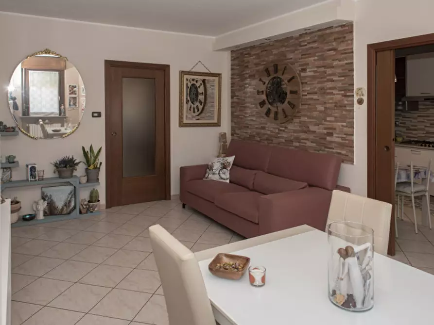 Immagine 9 di Appartamento in vendita  in Viale Martin Luther King  15 a Nichelino