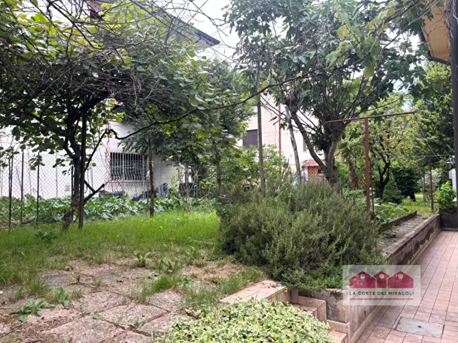 Immagine 3 di Casa indipendente in vendita  in Via Gioacchino Rossini a Creazzo