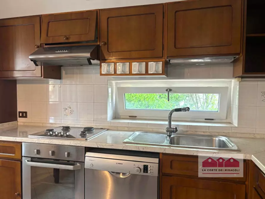 Immagine 9 di Casa indipendente in vendita  in Via Gioacchino Rossini a Creazzo