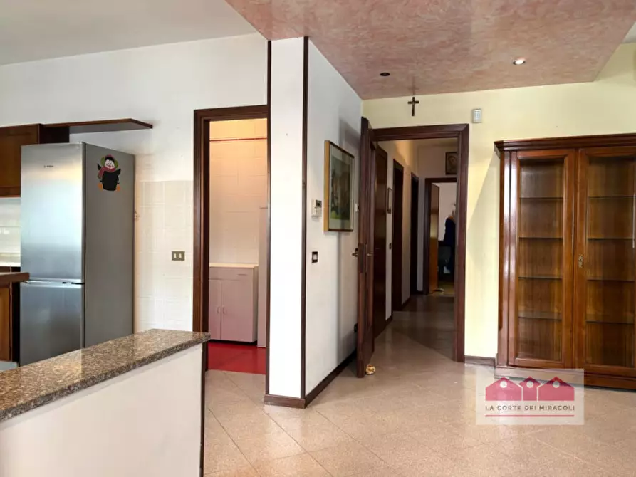 Immagine 10 di Casa indipendente in vendita  in Via Gioacchino Rossini a Creazzo