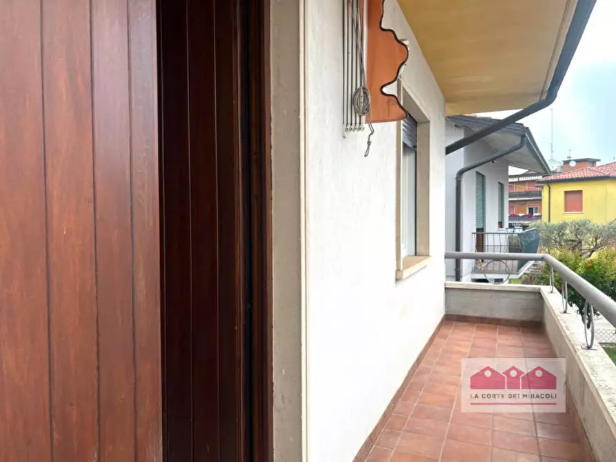 Immagine 15 di Casa indipendente in vendita  in Via Gioacchino Rossini a Creazzo