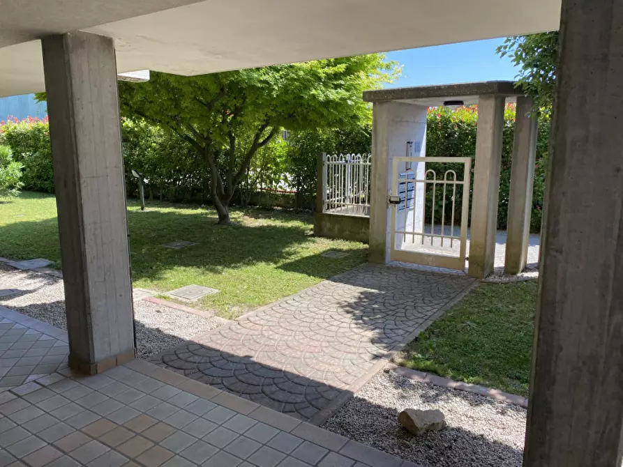 Immagine 2 di Appartamento in vendita  in via vigonovese a Padova