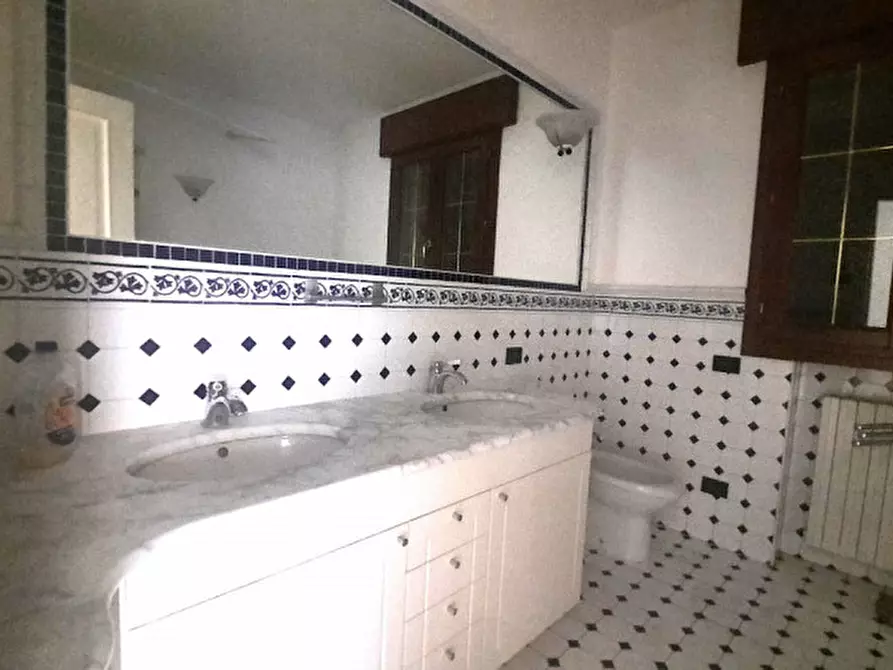 Immagine 32 di Casa bifamiliare in vendita  a Mestrino