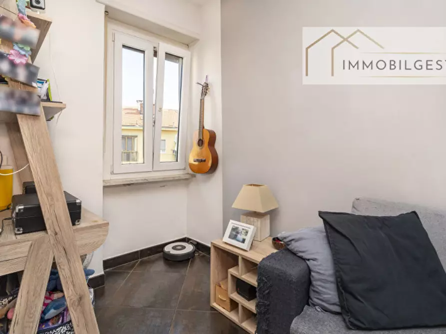 Immagine 5 di Appartamento in vendita  in Via Alessandro Paravia a Torino