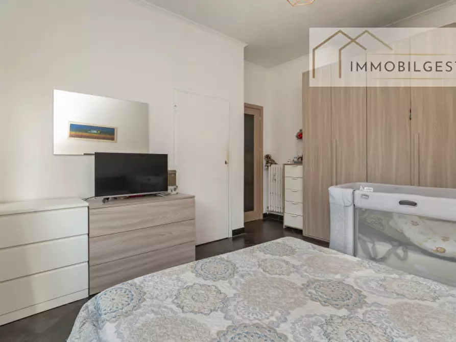 Immagine 10 di Appartamento in vendita  in Via Alessandro Paravia a Torino