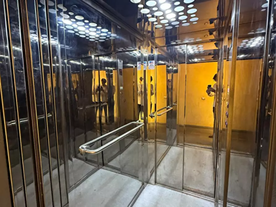 Immagine 4 di Appartamento in vendita  in Via Ghibellina a Firenze