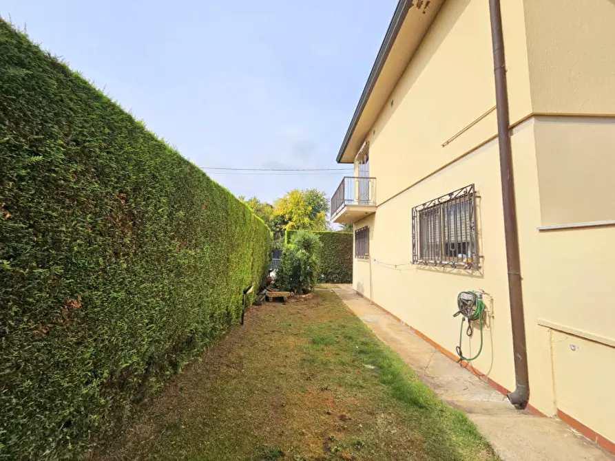 Immagine 10 di Appartamento in vendita  in VIA PEAGNOLA a Ospedaletto Euganeo