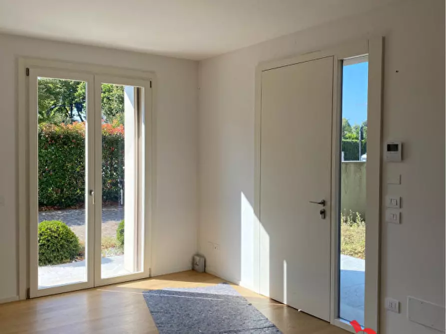 Immagine 9 di Appartamento in vendita  in Via Della Fonda a Noale