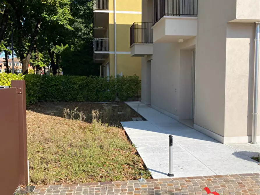 Immagine 12 di Appartamento in vendita  in Via Della Fonda a Noale