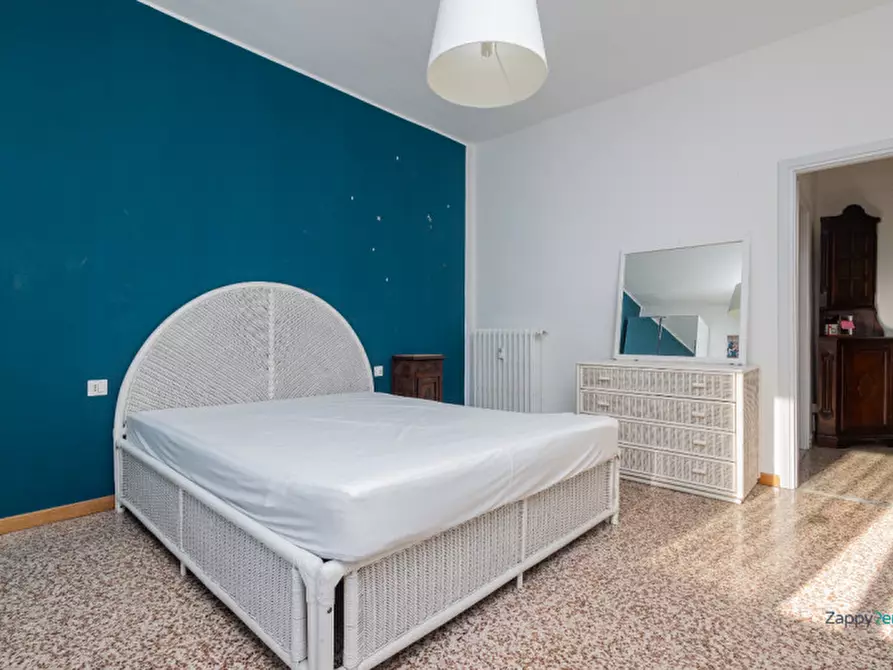 Immagine 10 di Appartamento in affitto  in Via Giambellino a Milano