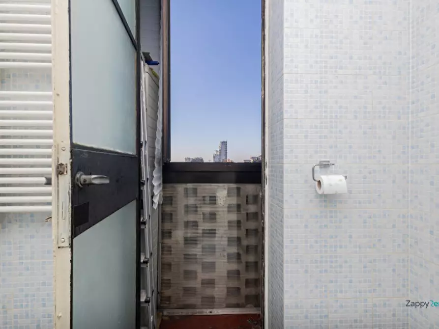 Immagine 16 di Appartamento in affitto  in Via Giambellino a Milano