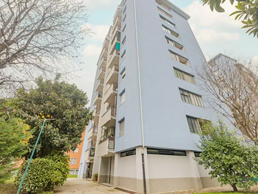 Immagine 25 di Appartamento in affitto  in Via Giambellino a Milano