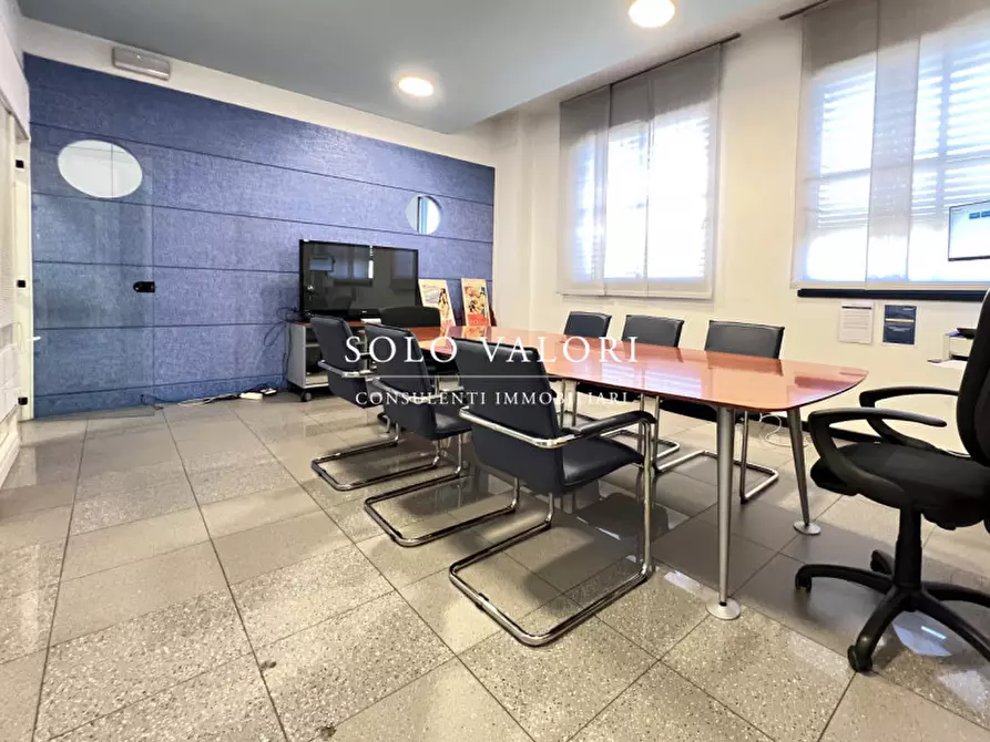Immagine 9 di Ufficio in vendita  a Castelfranco Veneto