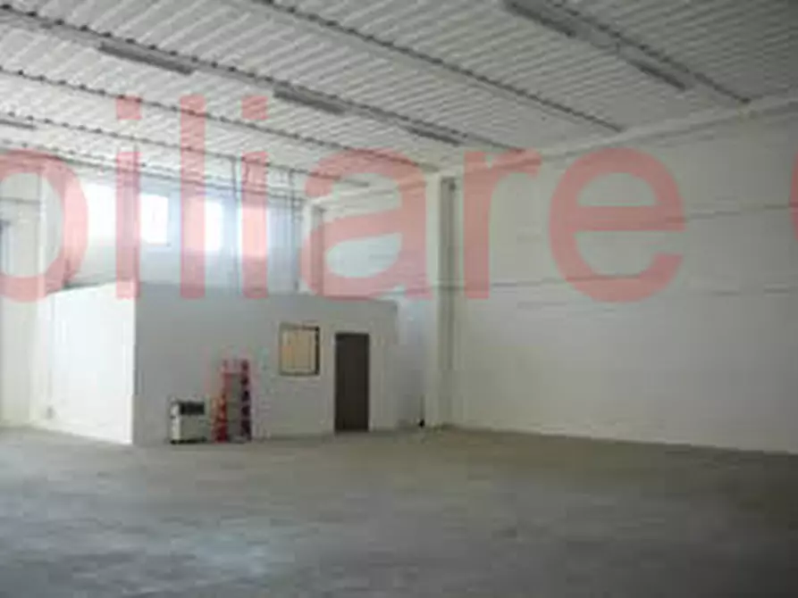 Immagine 3 di Terreno in vendita  in via nona strada a Padova