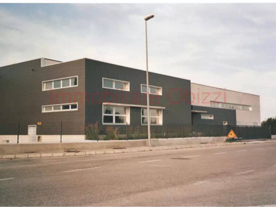 Immagine 8 di Terreno in vendita  in via nona strada a Padova