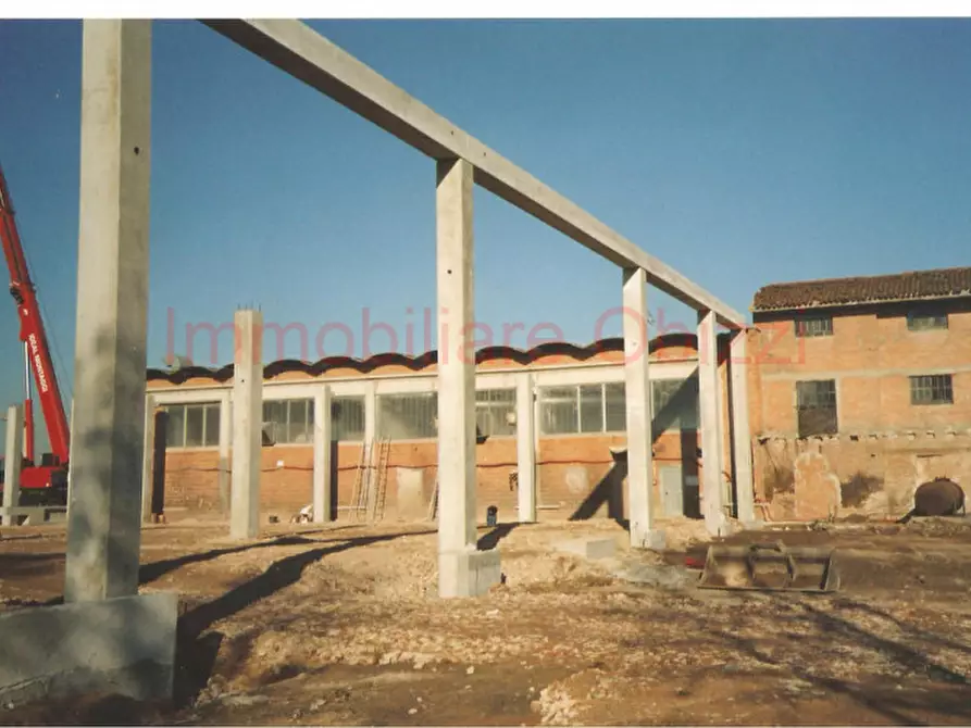 Immagine 19 di Terreno in vendita  in via nona strada a Padova