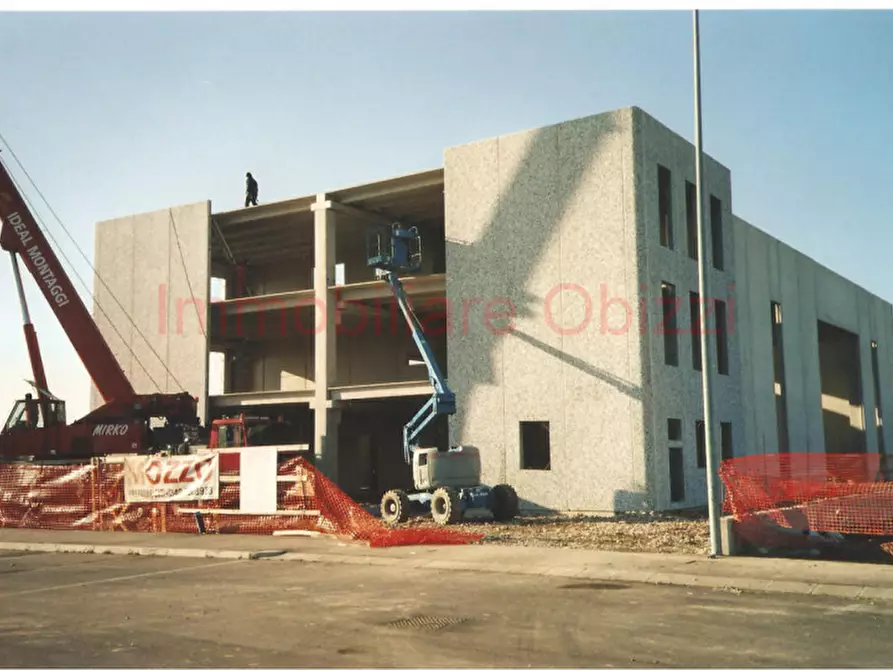 Immagine 25 di Terreno in vendita  in via nona strada a Padova