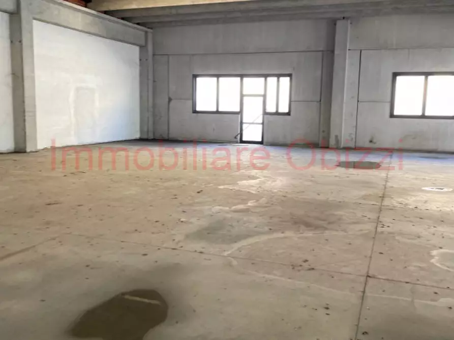 Immagine 33 di Terreno in vendita  in via nona strada a Padova