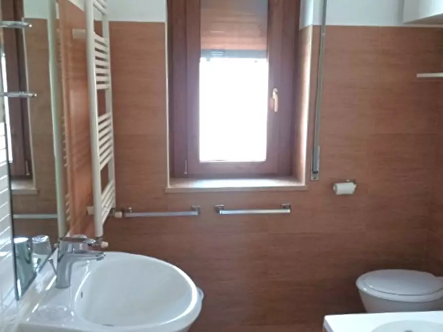 Immagine 25 di Appartamento in affitto  in Via N. Fabrizi a Pescara
