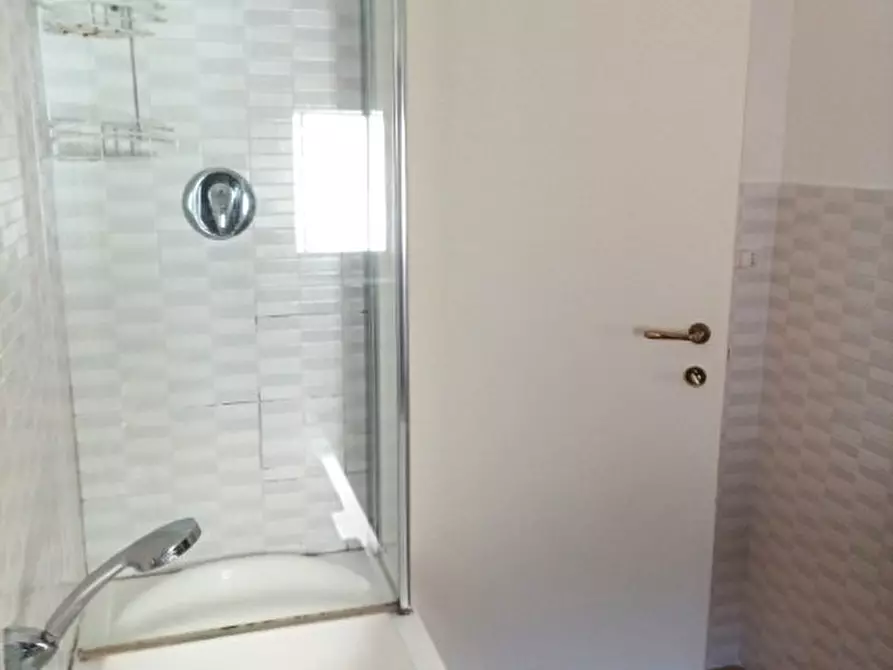 Immagine 27 di Appartamento in affitto  in Via N. Fabrizi a Pescara