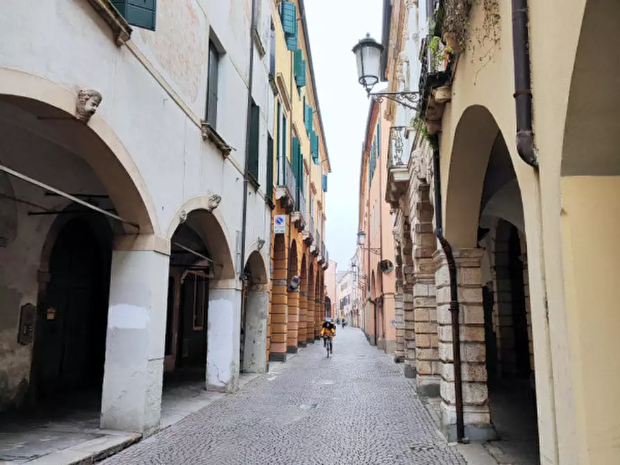 Immagine 38 di Appartamento in vendita  in Via San Francesco a Padova