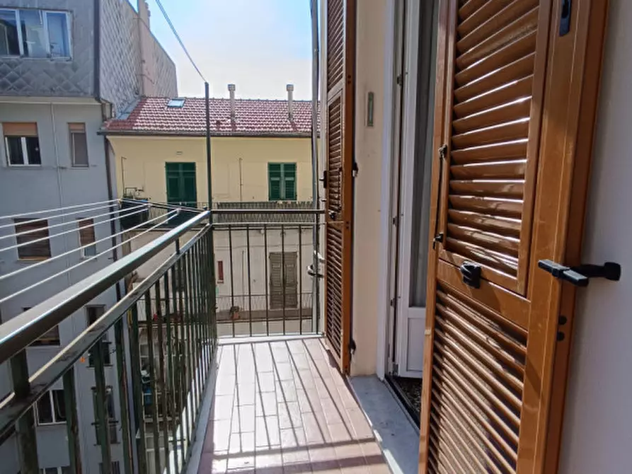 Immagine 4 di Appartamento in vendita  in via Abba a Savona