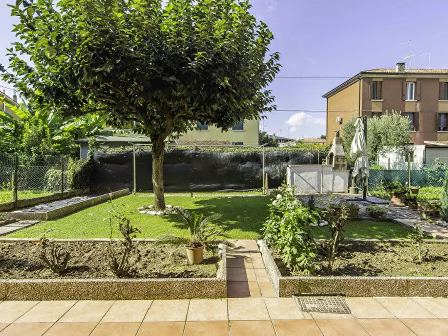 Immagine 18 di Appartamento in vendita  a Padova