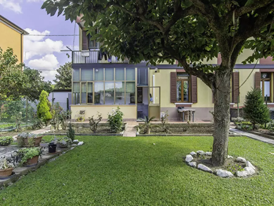 Immagine 19 di Appartamento in vendita  a Padova