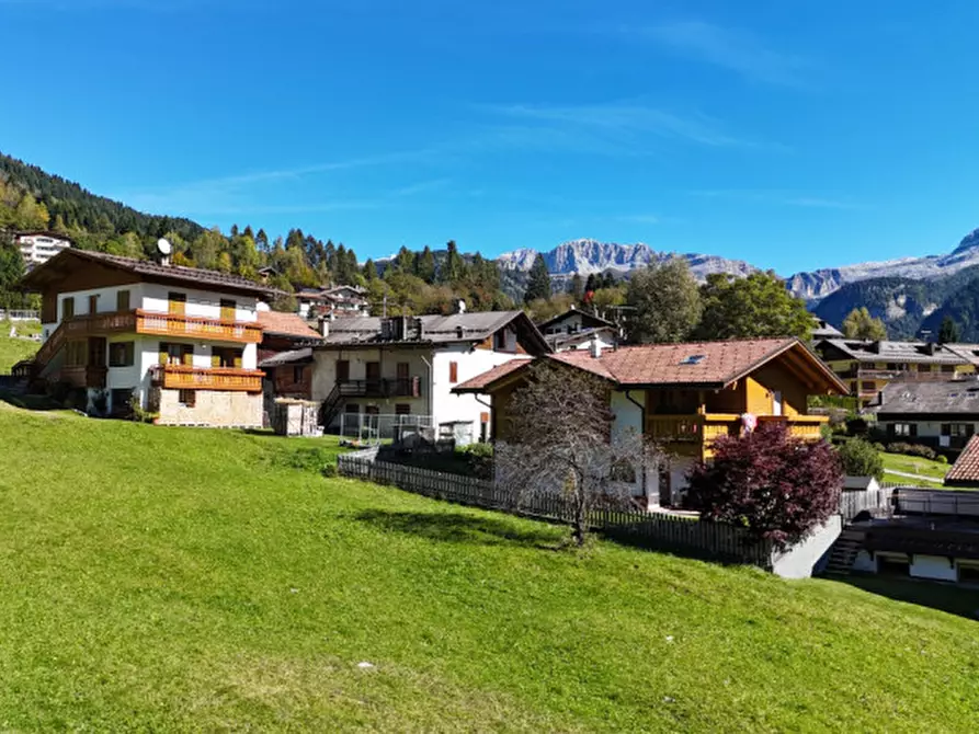Immagine 3 di Terreno in vendita  in Via Val Brenta a Pinzolo