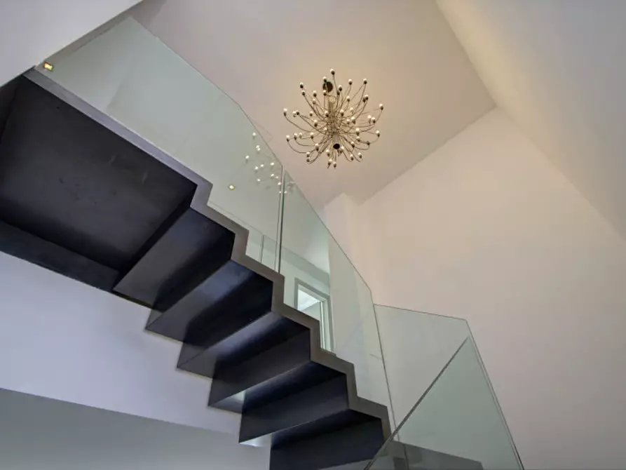 Immagine 1 di Villa in vendita  in Via A. Nicolodi a Trento