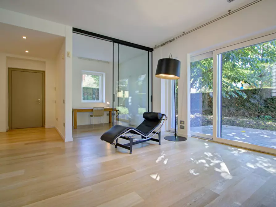 Immagine 4 di Villa in vendita  in Via A. Nicolodi a Trento