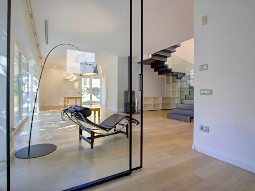 Immagine 12 di Villa in vendita  in Via A. Nicolodi a Trento