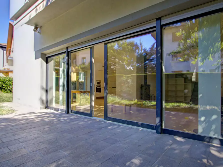 Immagine 21 di Villa in vendita  in Via A. Nicolodi a Trento