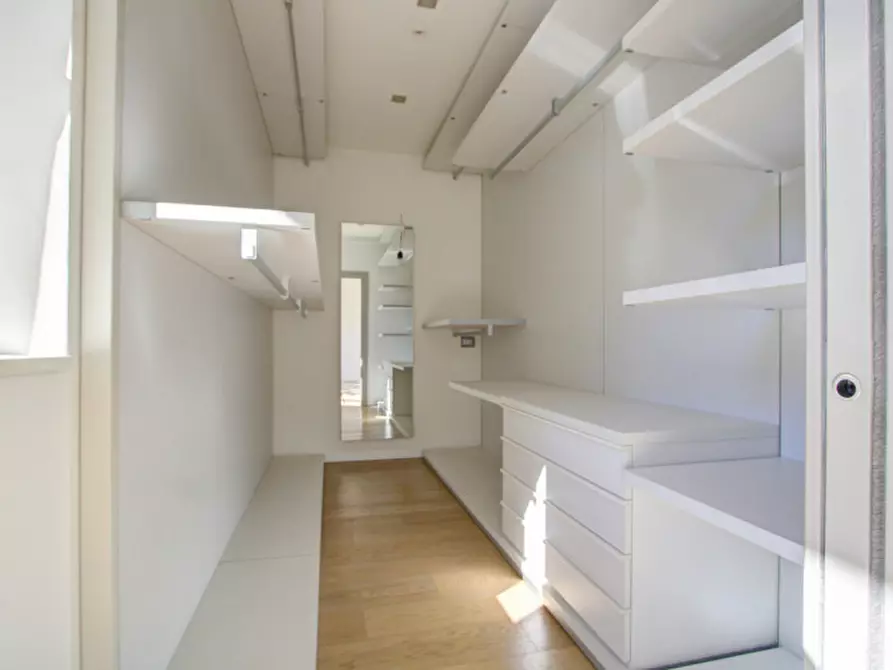 Immagine 31 di Villa in vendita  in Via A. Nicolodi a Trento