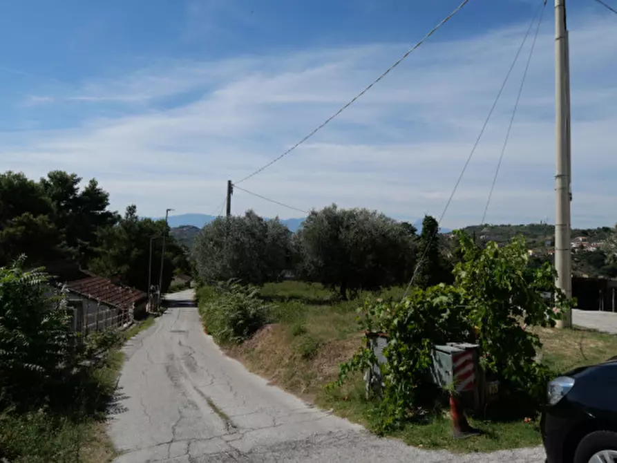 Immagine 2 di Terreno in vendita  in Strada Valle Ferzetti a Pescara