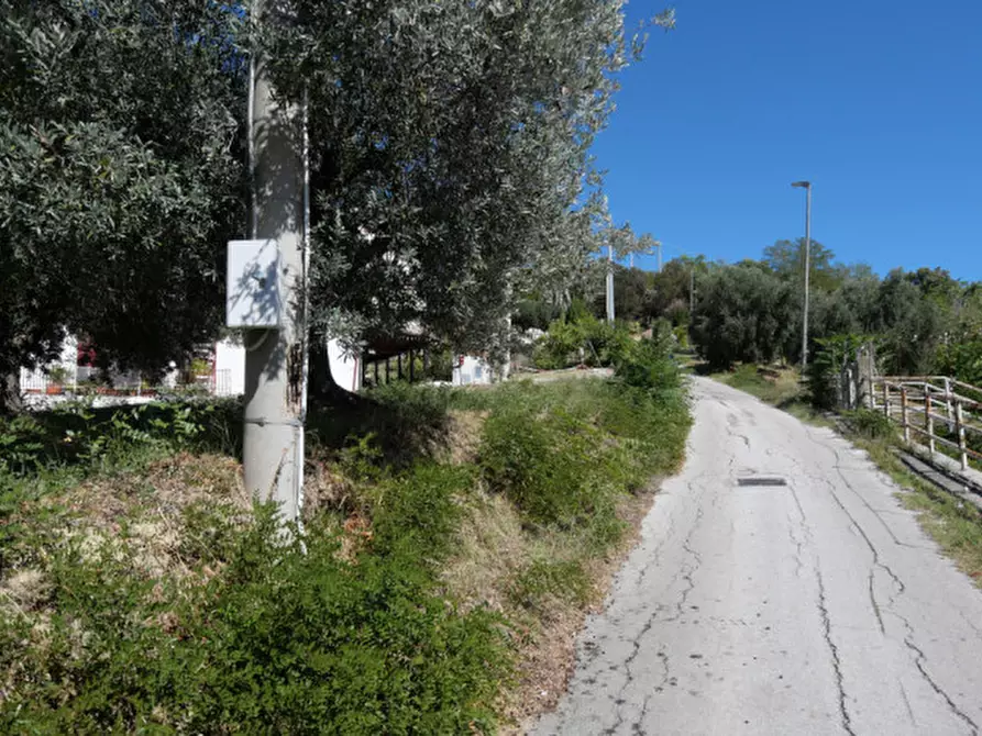 Immagine 8 di Terreno in vendita  in Strada Valle Ferzetti a Pescara