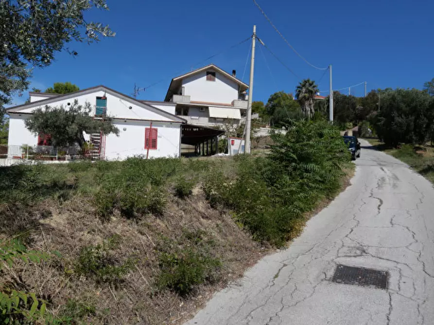 Immagine 9 di Terreno in vendita  in Strada Valle Ferzetti a Pescara