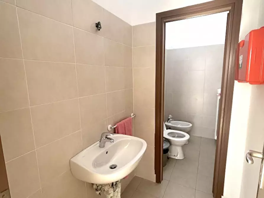 Immagine 8 di Capannone industriale in vendita  in VIA MAESTRI DEL LAVORO a Forli'