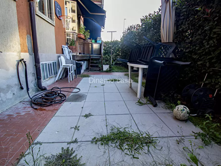 Immagine 13 di Appartamento in vendita  in Via Pietro Mascagni a Prato