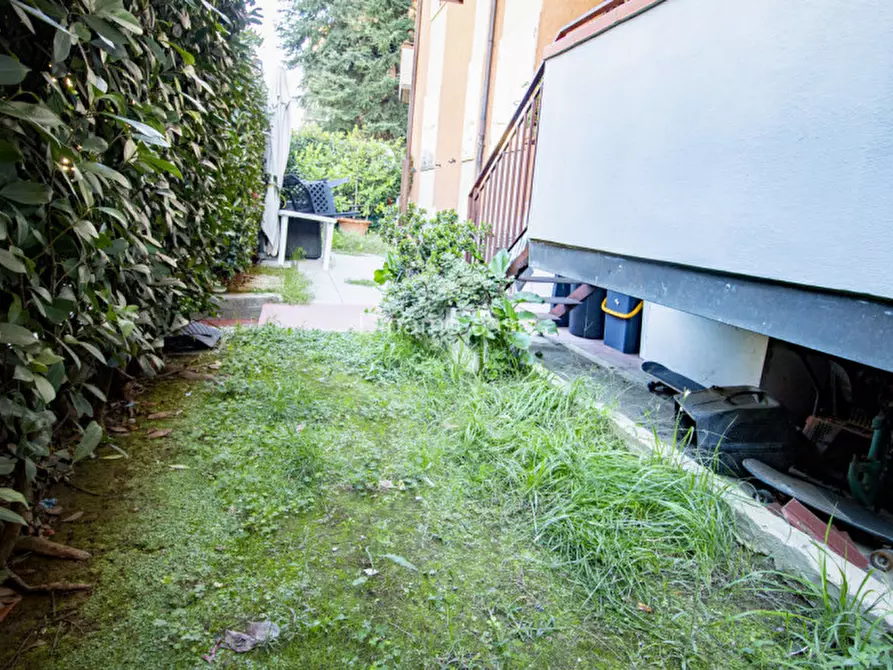 Immagine 15 di Appartamento in vendita  in Via Pietro Mascagni a Prato