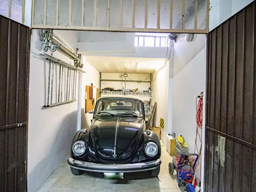 Immagine 16 di Appartamento in vendita  in Via Pietro Mascagni a Prato