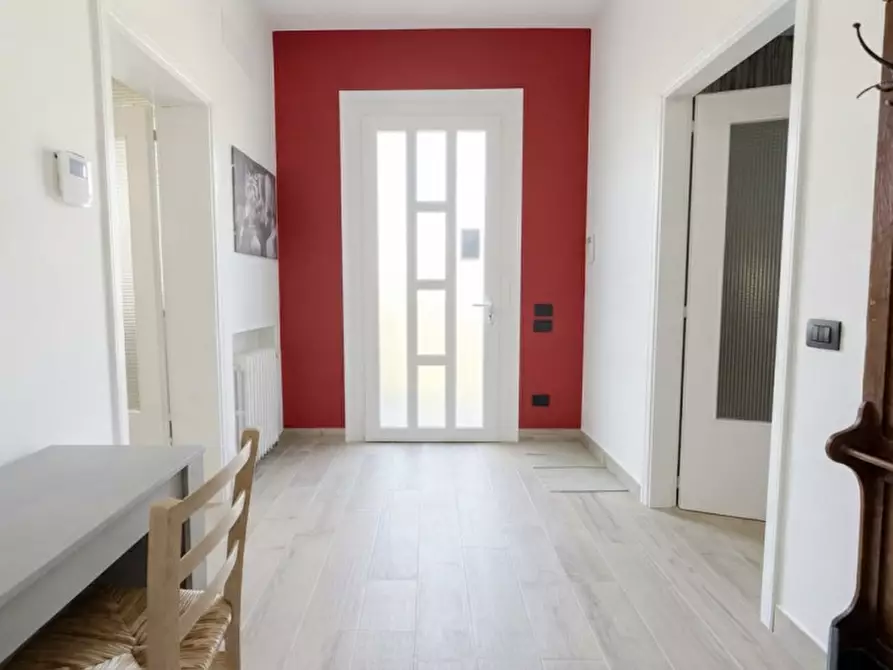 Immagine 1 di Casa bifamiliare in vendita  in Via Antonio Vivaldi a Montegrotto Terme