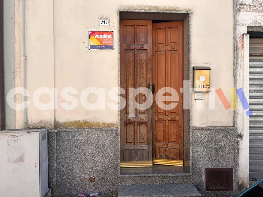 Immagine 2 di Casa indipendente in vendita  in Via Roma, 214 a Lizzano