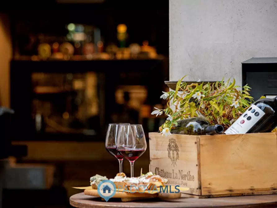 Immagine 3 di Attività commerciale in vendita  in Vicolo Montebelluna a Castelfranco Veneto