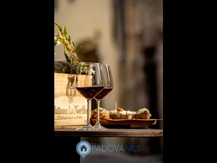 Immagine 4 di Attività commerciale in vendita  in Vicolo Montebelluna a Castelfranco Veneto