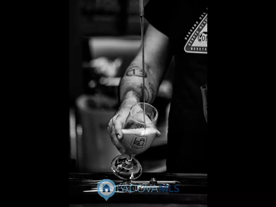 Immagine 5 di Attività commerciale in vendita  in Vicolo Montebelluna a Castelfranco Veneto