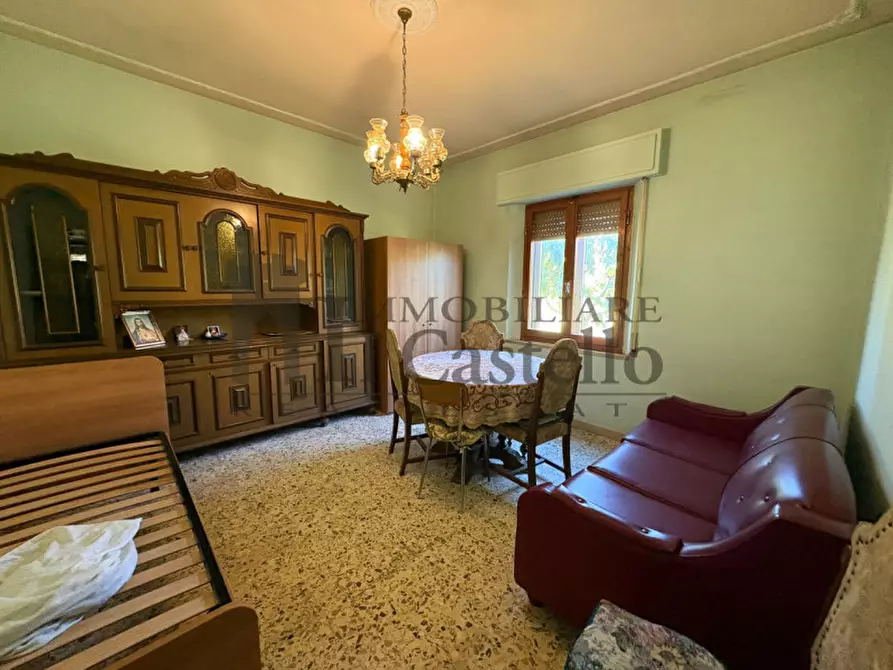 Immagine 12 di Casa indipendente in vendita  in Via Cristoforo Colombo a Castiglione Del Lago